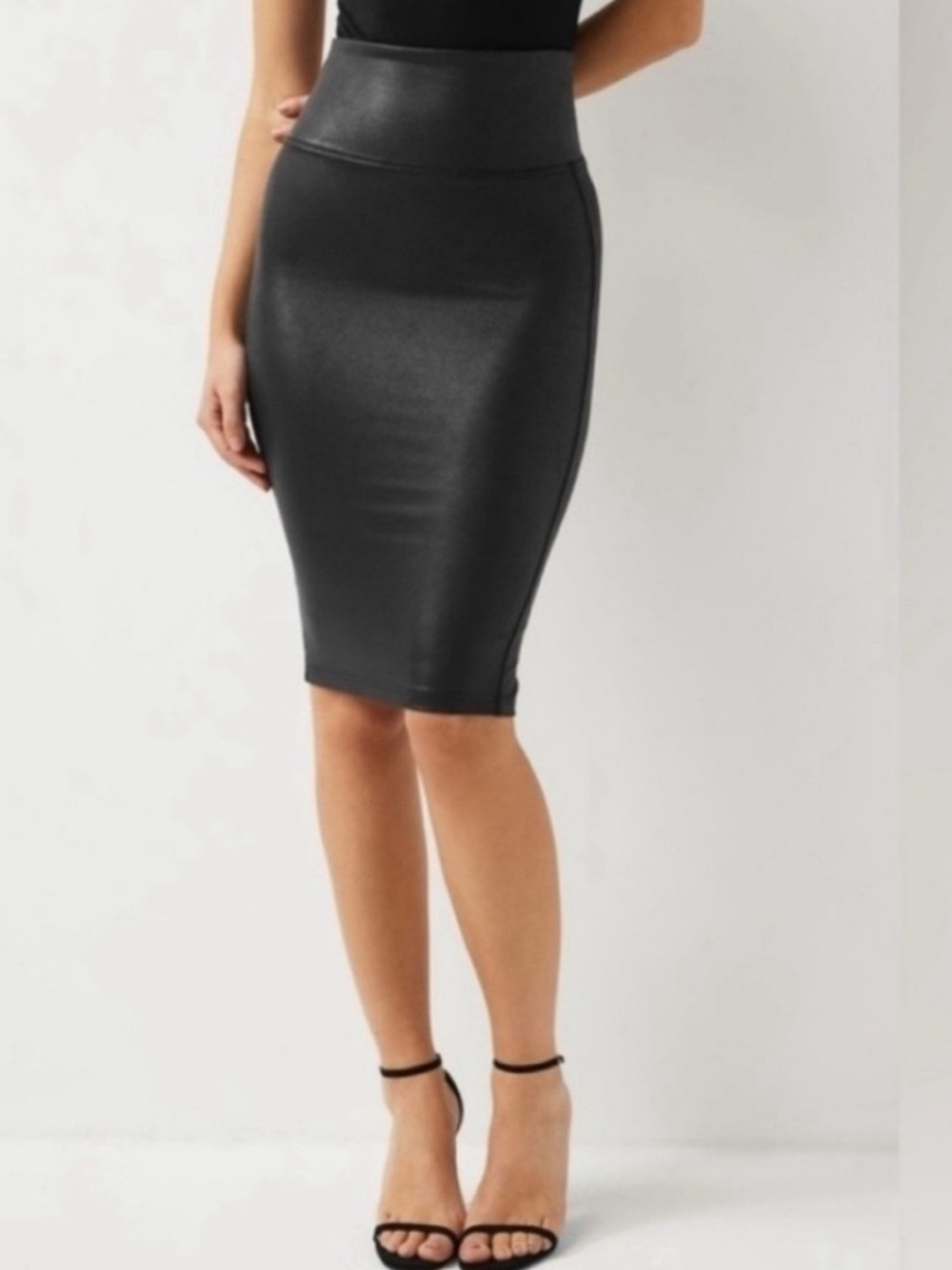 SPANX Black Faux Leather-Look Skirt with Red Label